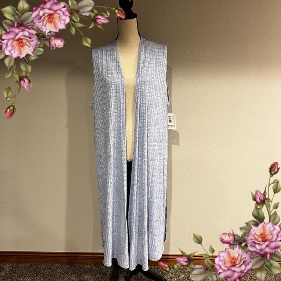 LuLaRoe Sweaters - LuLaRoe Joy baby blue open sleeveless duster / sleeveless long cardigan